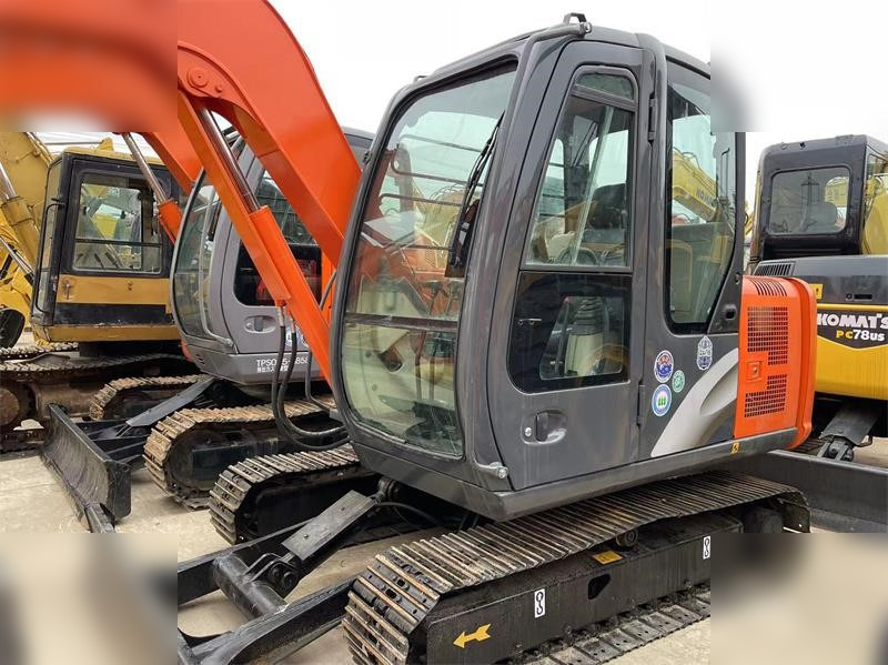 HITACHI ZX60 - Crawler excavator: picture 1 HITACHI ZX60 - Crawler excavator: picture 1