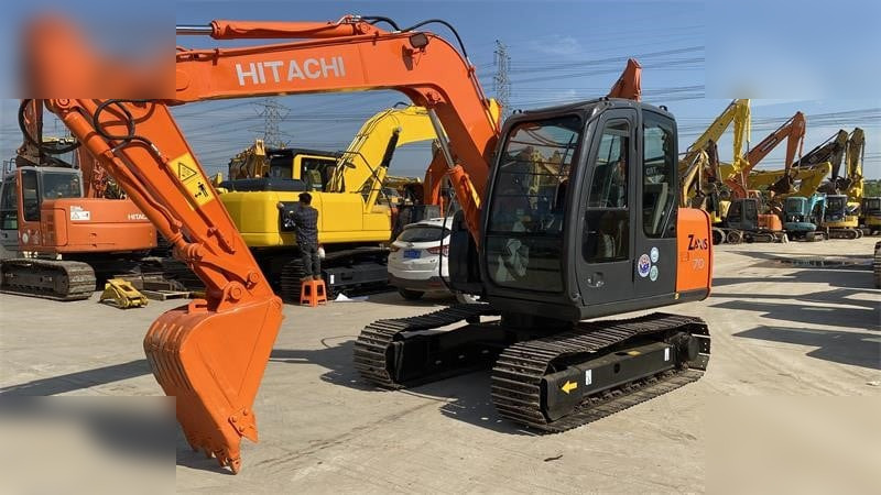 HITACHI ZX70 - Crawler excavator: picture 4 HITACHI ZX70 - Crawler excavator: picture 4