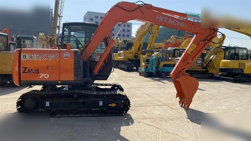HITACHI ZX70 - Crawler excavator: picture 1 HITACHI ZX70 - Crawler excavator: picture 1