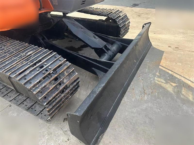 HITACHI ZX75US - Crawler excavator: picture 4 HITACHI ZX75US - Crawler excavator: picture 4