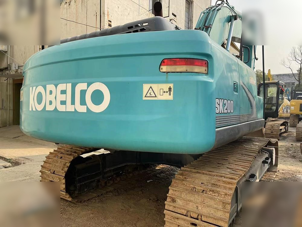 KOBELCO SK200-8 - Crawler excavator: picture 5 KOBELCO SK200-8 - Crawler excavator: picture 5