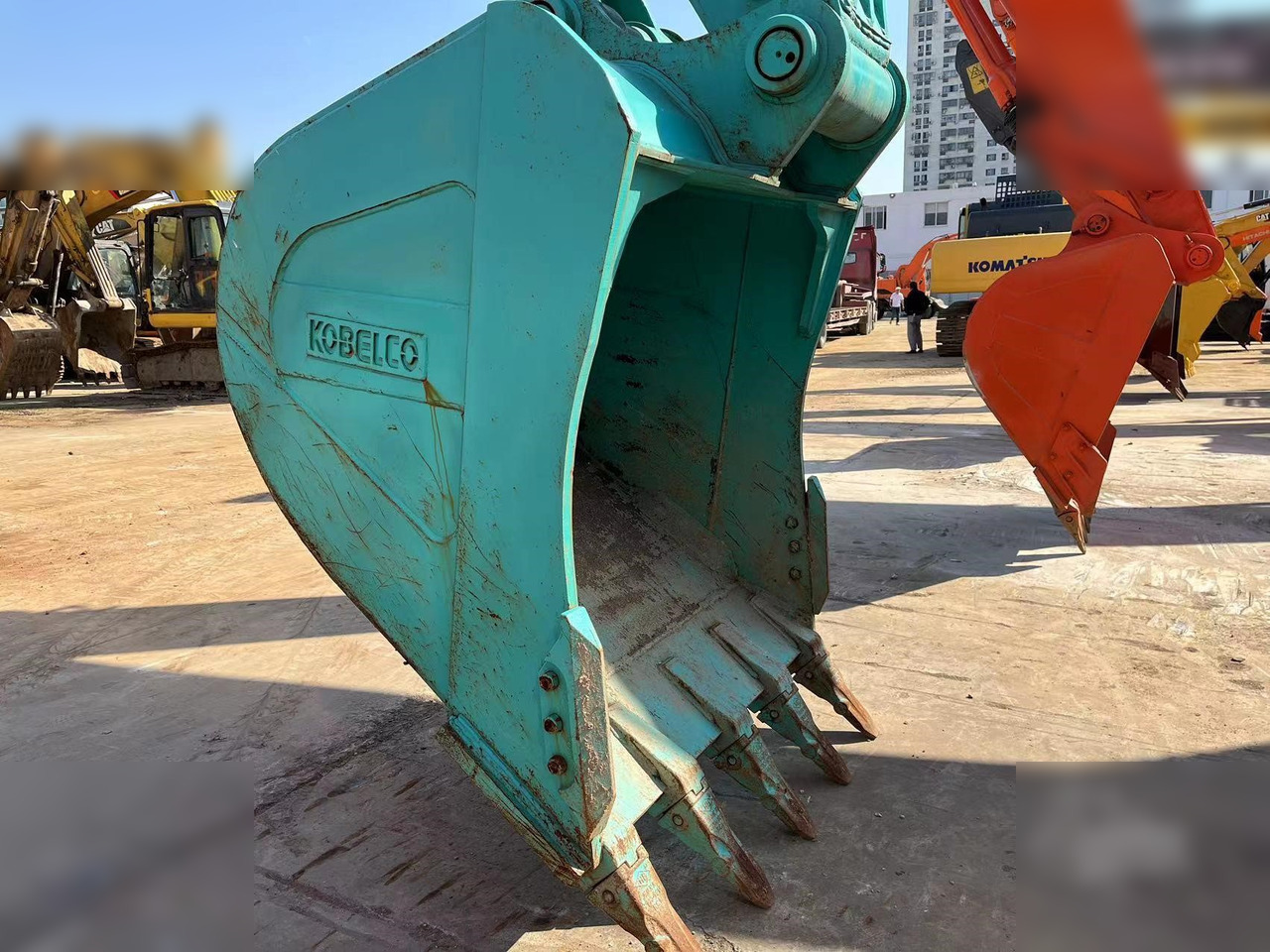 KOBELCO SK350D - Crawler excavator: picture 4 KOBELCO SK350D - Crawler excavator: picture 4