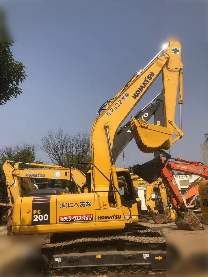 KOMATSU PC200-7 - Crawler excavator: picture 1 KOMATSU PC200-7 - Crawler excavator: picture 1