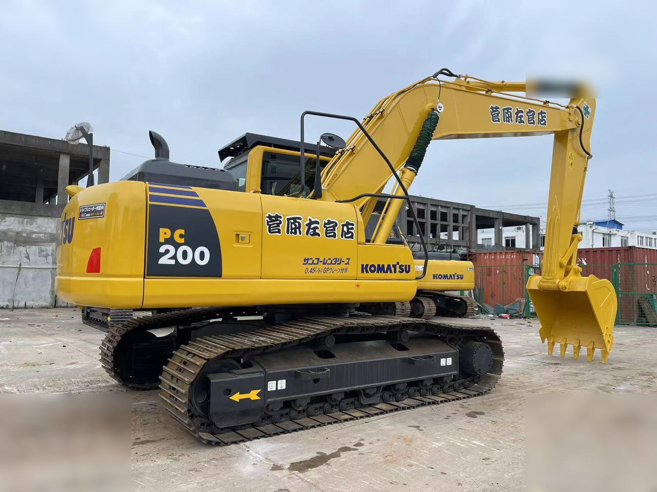 KOMATSU PC200-8N1 - Crawler excavator: picture 1 KOMATSU PC200-8N1 - Crawler excavator: picture 1