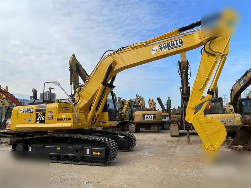KOMATSU PC210 LC-8 - Crawler excavator: picture 3 KOMATSU PC210 LC-8 - Crawler excavator: picture 3