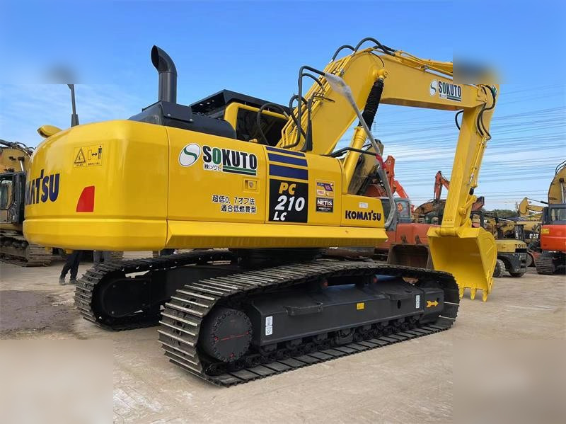 KOMATSU PC210 LC-8 - Crawler excavator: picture 2 KOMATSU PC210 LC-8 - Crawler excavator: picture 2
