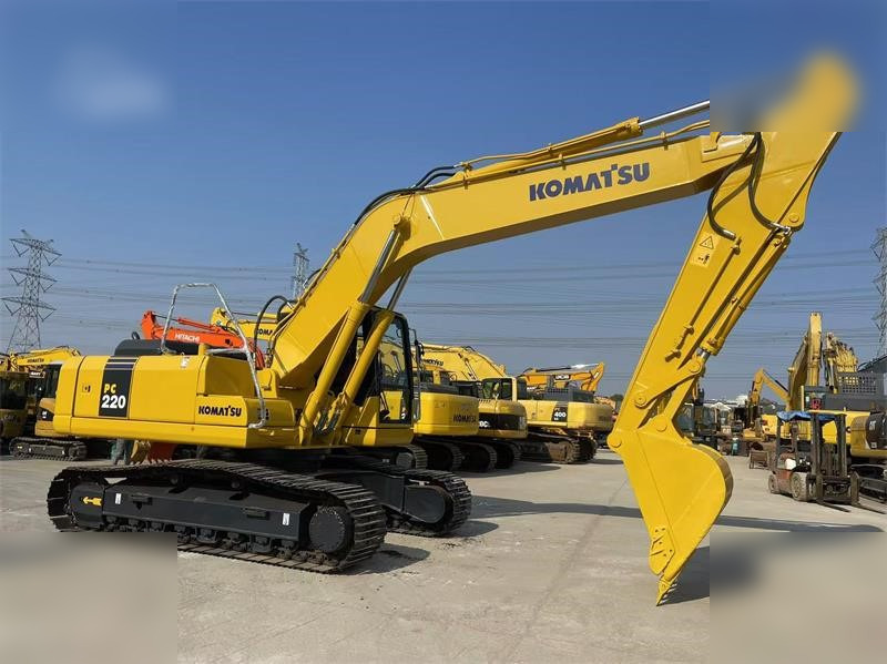 KOMATSU PC220-7 - Crawler excavator: picture 5 KOMATSU PC220-7 - Crawler excavator: picture 5