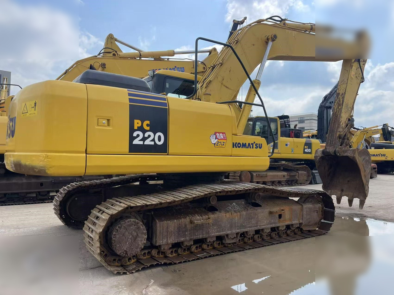 KOMATSU PC220-7 - Crawler excavator: picture 4 KOMATSU PC220-7 - Crawler excavator: picture 4