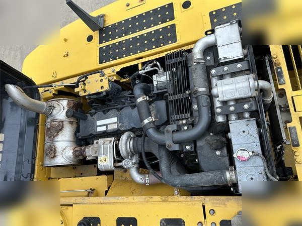 KOMATSU PC240 LC-8 - Crawler excavator: picture 5 KOMATSU PC240 LC-8 - Crawler excavator: picture 5