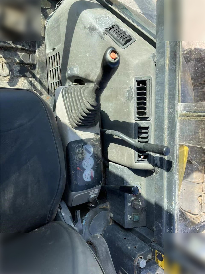 KOMATSU PC35MR-2 - Mini excavator: picture 4 KOMATSU PC35MR-2 - Mini excavator: picture 4