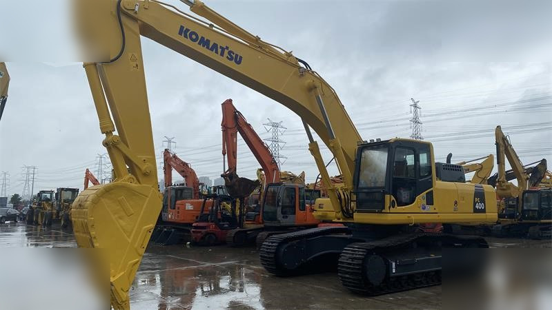 KOMATSU PC400-8 - Crawler excavator: picture 4 KOMATSU PC400-8 - Crawler excavator: picture 4