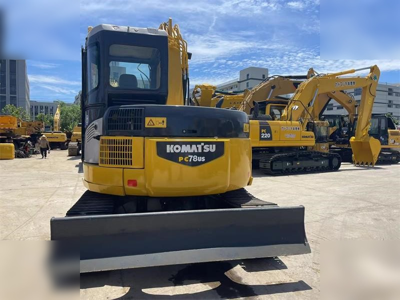 KOMATSU PC78US-6 - Crawler excavator: picture 3 KOMATSU PC78US-6 - Crawler excavator: picture 3