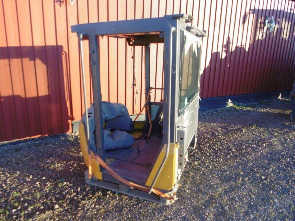 Hytt Volvo L60F - Cab for Construction machinery: picture 2 Hytt Volvo L60F - Cab for Construction machinery: picture 2