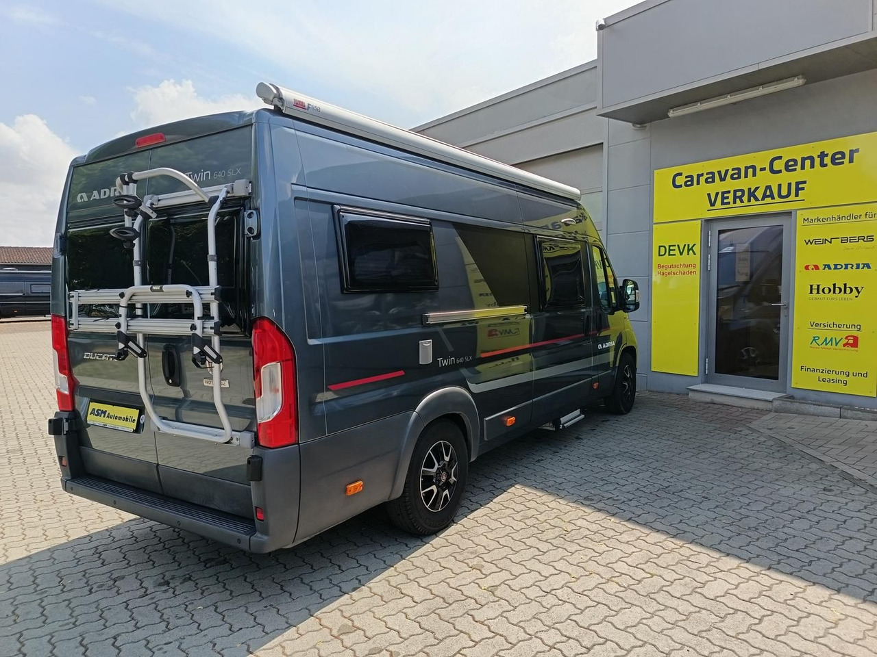 Adria Twin 640SLX Platinum*MARKISE*TV*SAT*FAHRRADTRÄG. - Camper van: picture 4 Adria Twin 640SLX Platinum*MARKISE*TV*SAT*FAHRRADTRÄG. - Camper van: picture 4