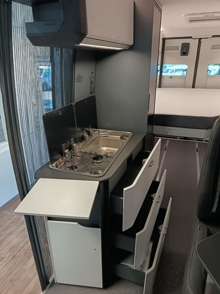 Camper van Adria Twin Edition 640 SGX Maxi 132kW*138L KÜHLSCHRANK: picture 21