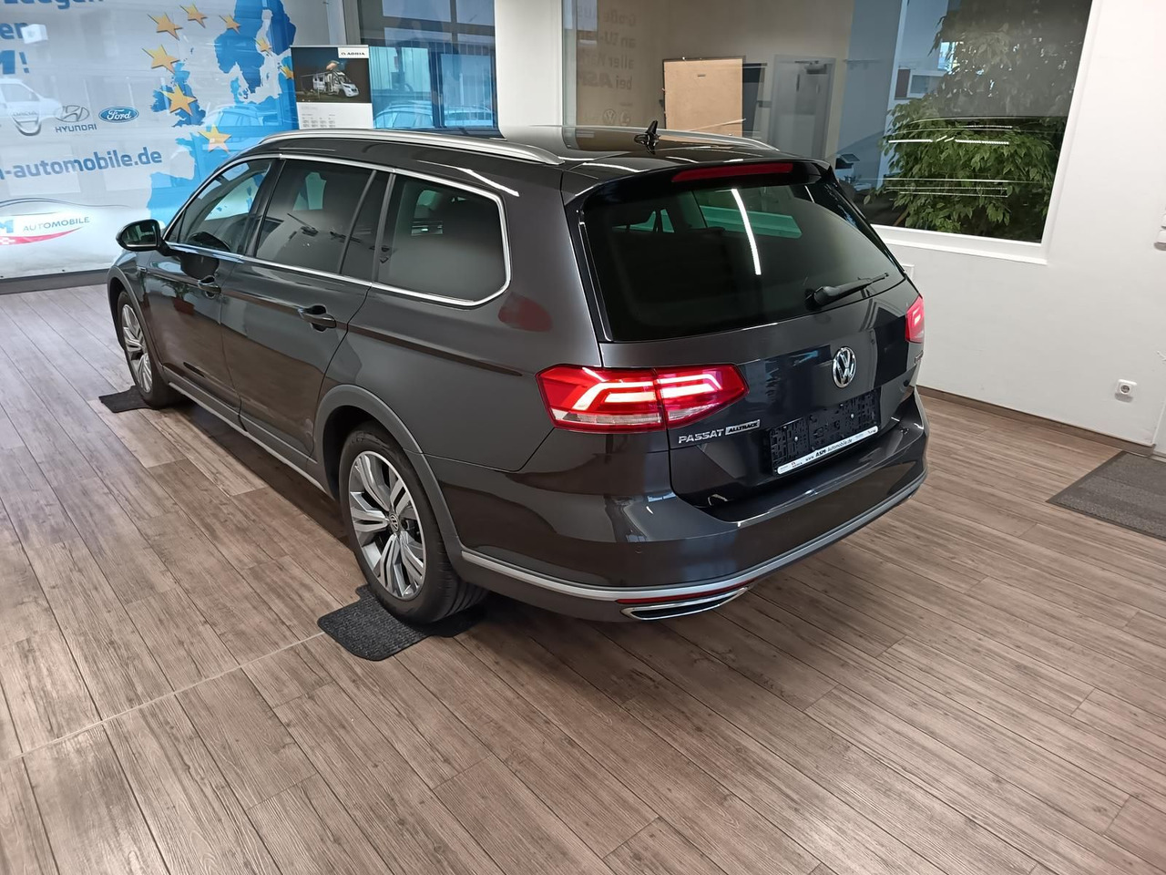 Volkswagen Passat Alltrack 2,0TDI DSG 4x4*360°*NAVI*ACC*LED - Station wagon: picture 4 Volkswagen Passat Alltrack 2,0TDI DSG 4x4*360°*NAVI*ACC*LED - Station wagon: picture 4