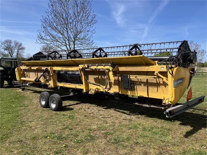 Combine harvester New Holland CX 8080 SLH: picture 12
