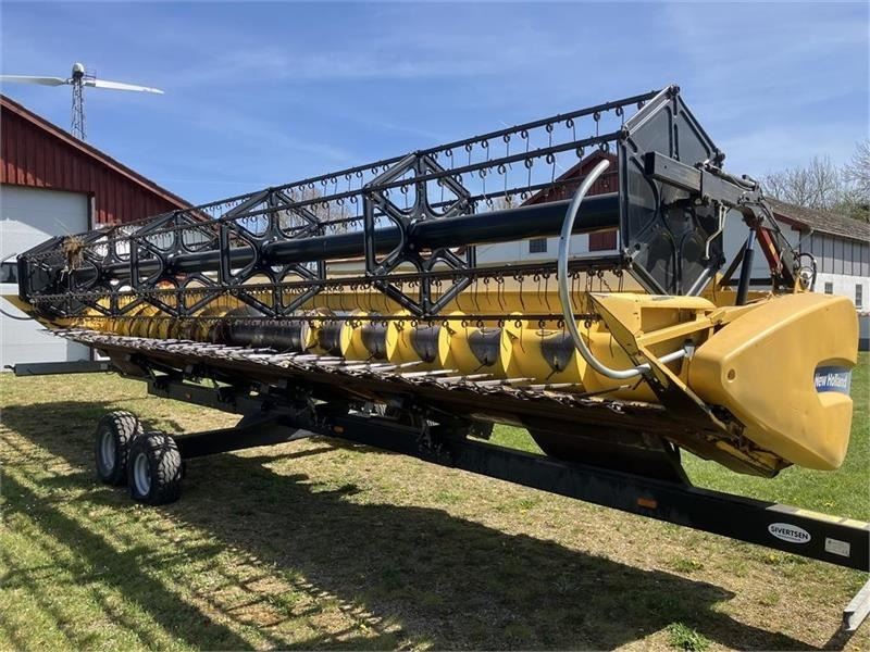 Combine harvester New Holland CX 8080 SLH: picture 10