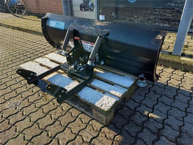 - - - Warn - Snow plough for Agricultural machinery: picture 4 - - - Warn - Snow plough for Agricultural machinery: picture 4
