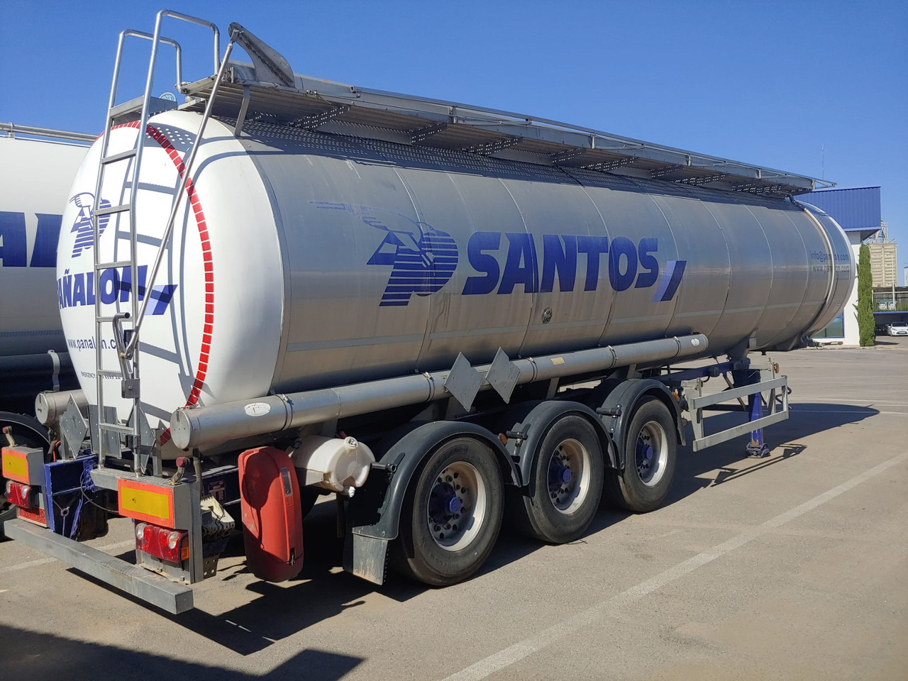INDOX SC3 - Tank semi-trailer: picture 2 INDOX SC3 - Tank semi-trailer: picture 2