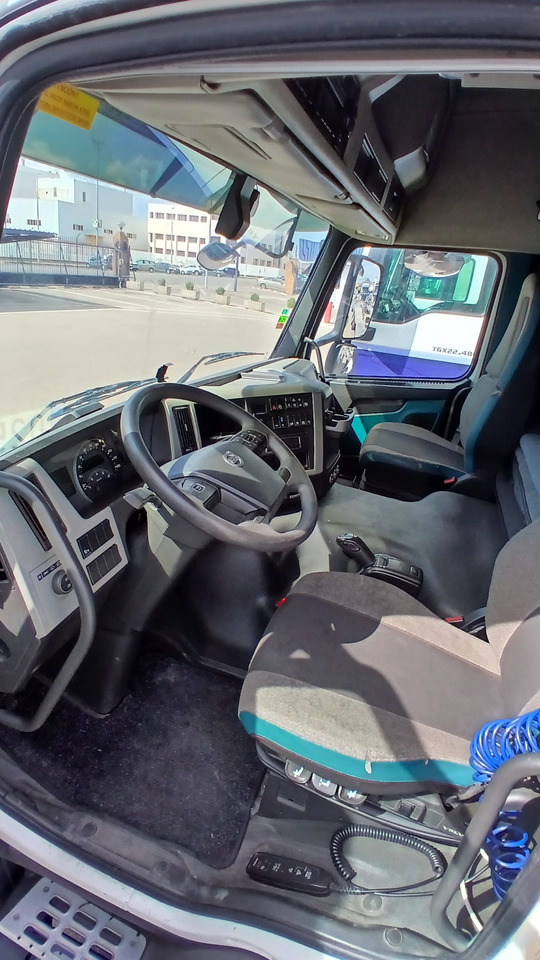 VOLVO FM 42 B3 500 - Autotransporter truck: picture 4 VOLVO FM 42 B3 500 - Autotransporter truck: picture 4