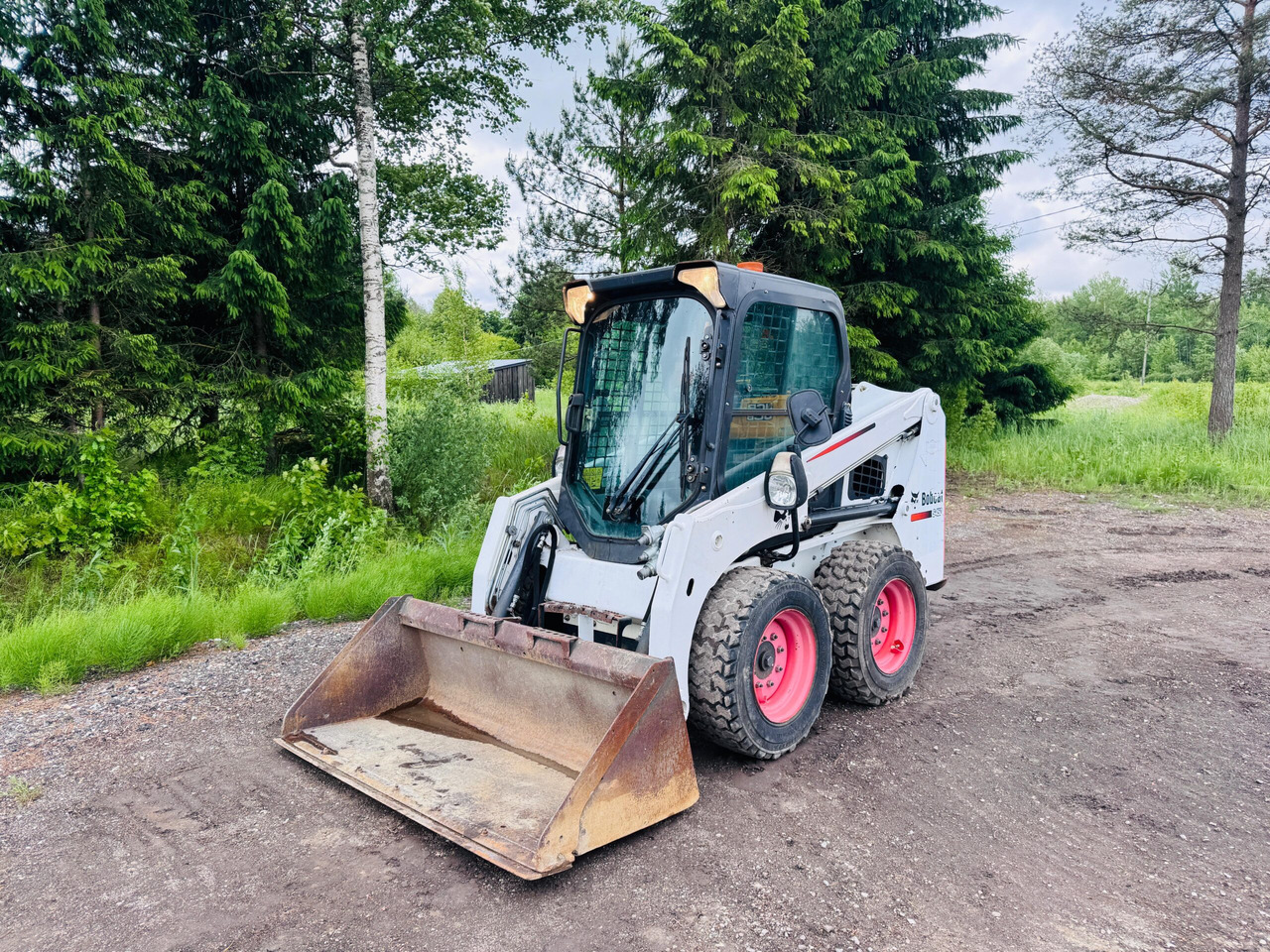 BOBCAT S450 - Skid steer loader: picture 1 BOBCAT S450 - Skid steer loader: picture 1