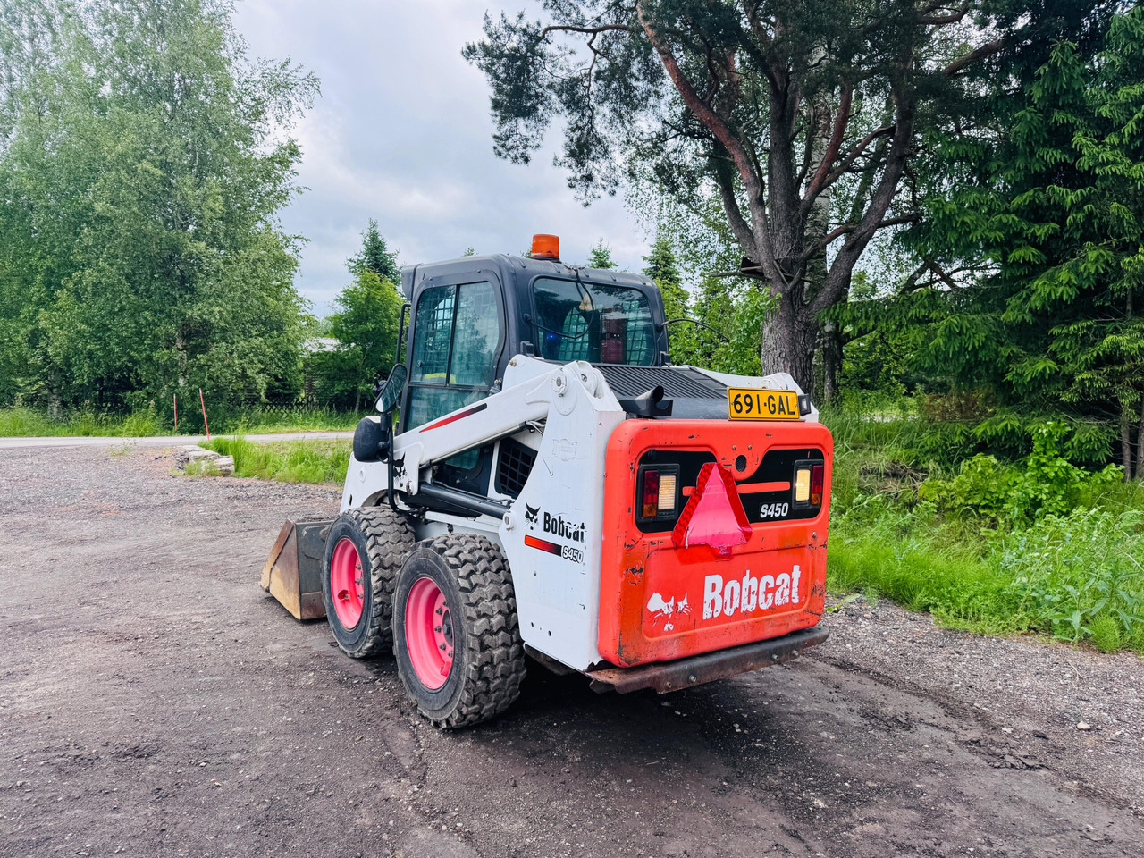 BOBCAT S450 - Skid steer loader: picture 3 BOBCAT S450 - Skid steer loader: picture 3