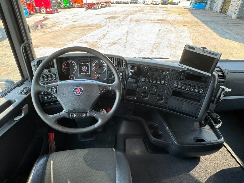 Tipper Scania R 490 8x4*4 Tippbil: picture 8