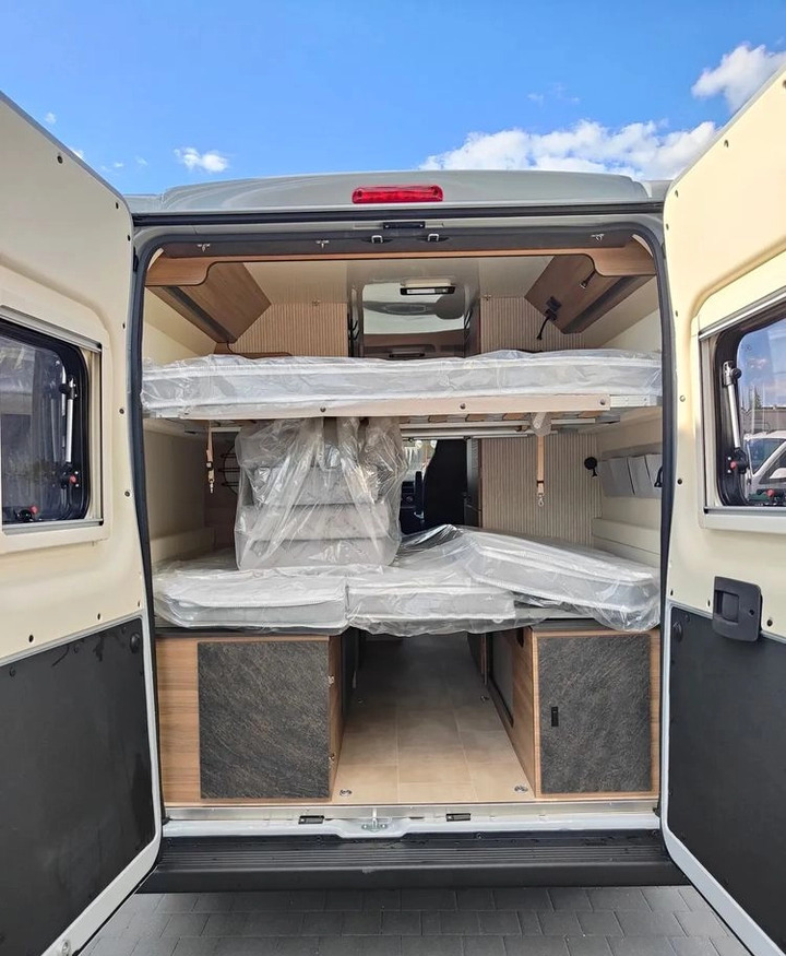 New Camper van Fiat Ducato Rimor Horus 45 NEW AUTOMAT Grau Truma Diesel Lampen FULL LED 4-Sitzer: picture 10