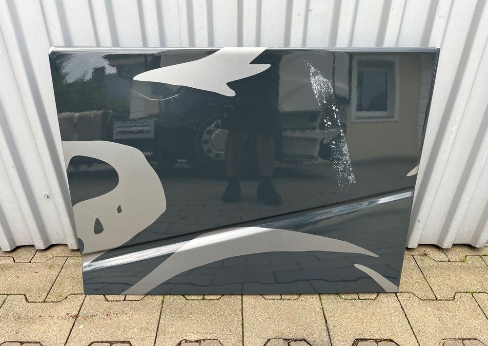 Drzwiczki schowka Volvo FH 4 FH5 euro 6 klapa drzwi - Door and parts for Truck: picture 1 Drzwiczki schowka Volvo FH 4 FH5 euro 6 klapa drzwi - Door and parts for Truck: picture 1