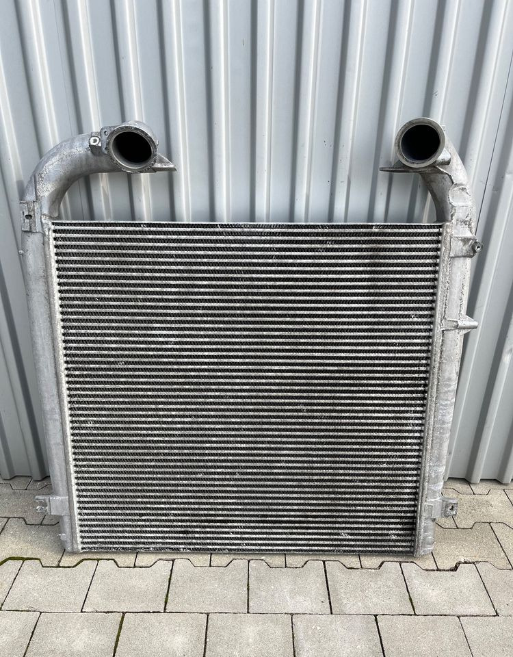 Intercooler Scania R euro 6 1949827 chłodnica powietrza - Cooling system for Truck: picture 2 Intercooler Scania R euro 6 1949827 chłodnica powietrza - Cooling system for Truck: picture 2
