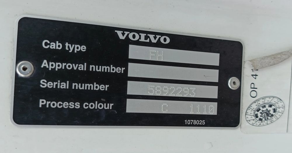 KABINA VOLVO FH4 - Cab for Truck: picture 5 KABINA VOLVO FH4 - Cab for Truck: picture 5