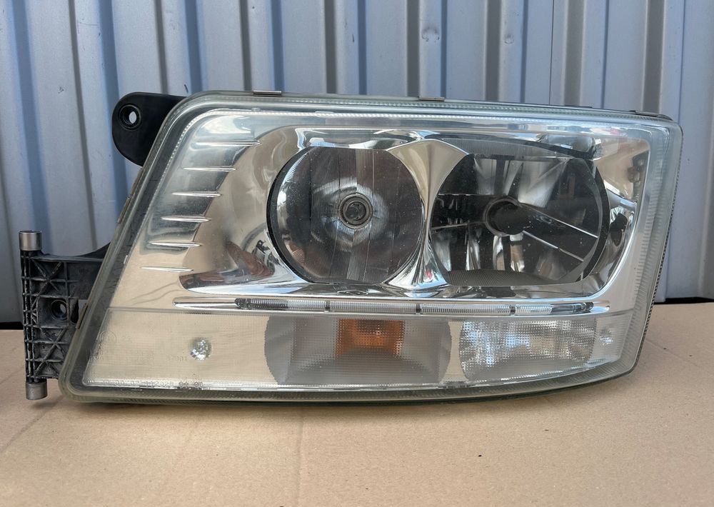 Lampa xenon MAN TGX TGS euro 6 reflektor ksenon - Lights/ Lighting for Truck: picture 3 Lampa xenon MAN TGX TGS euro 6 reflektor ksenon - Lights/ Lighting for Truck: picture 3