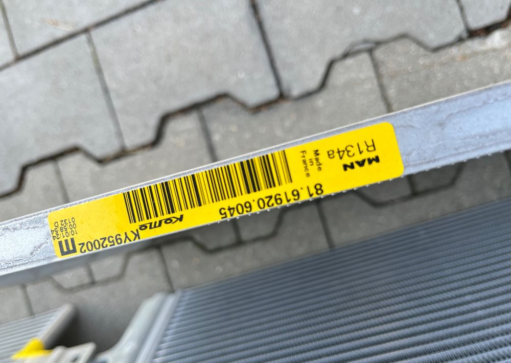 NOWA Chłodnica klimatyzacji MAN TG3 TGX TGS nowy model skraplacz - Condenser for Truck: picture 3 NOWA Chłodnica klimatyzacji MAN TG3 TGX TGS nowy model skraplacz - Condenser for Truck: picture 3