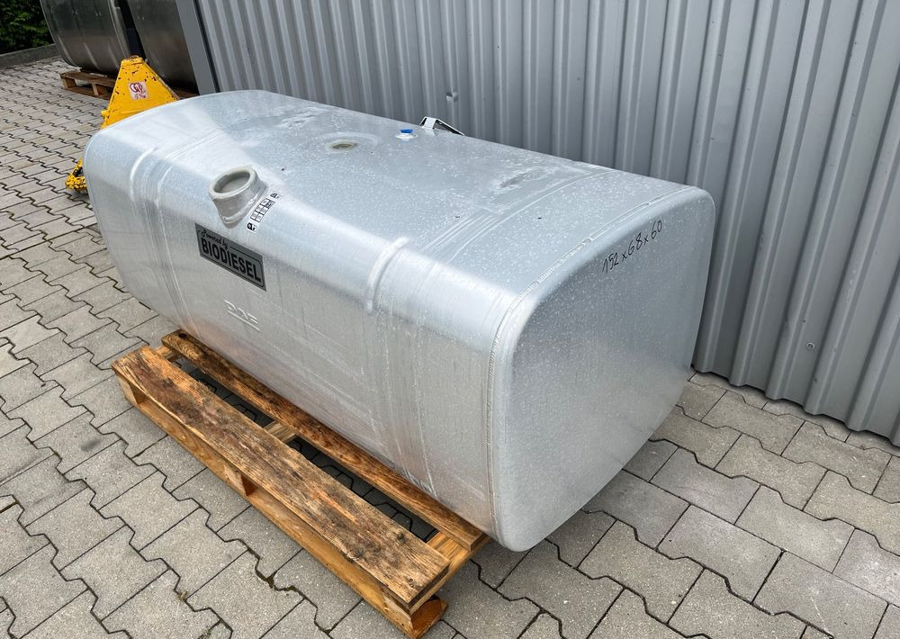 Zbiornik paliwa DAF XF CF 525 litrów bak - Fuel processing/ Fuel delivery for Truck: picture 2 Zbiornik paliwa DAF XF CF 525 litrów bak - Fuel processing/ Fuel delivery for Truck: picture 2