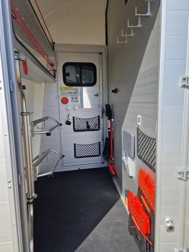 Horse trailer Böckmann Pferdeanhänger Big Portax WCF 100km/h Sattelraum: picture 6