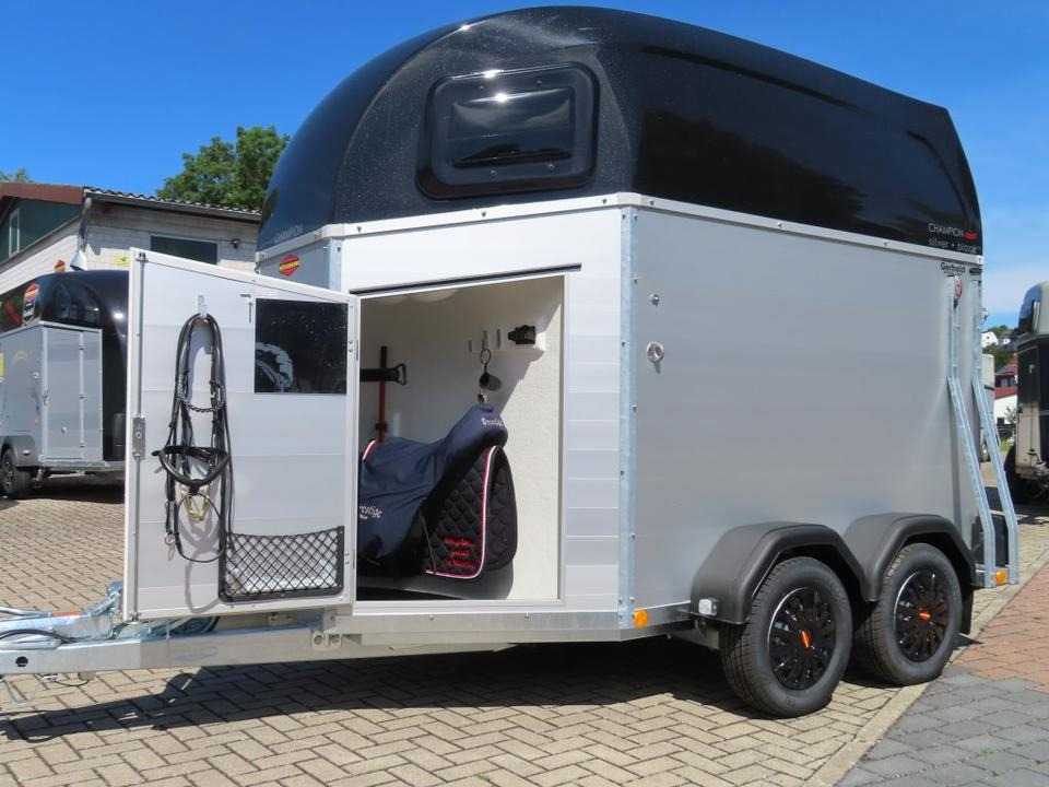 Böckmann Pferdeanhänger Champion Esprit Flügeltür Sattelkammer - Horse trailer: picture 4 Böckmann Pferdeanhänger Champion Esprit Flügeltür Sattelkammer - Horse trailer: picture 4