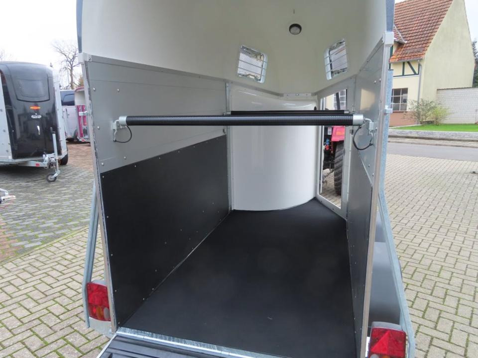 Horse trailer Böckmann Pferdeanhänger Champion UNO Esprit Eco: picture 10