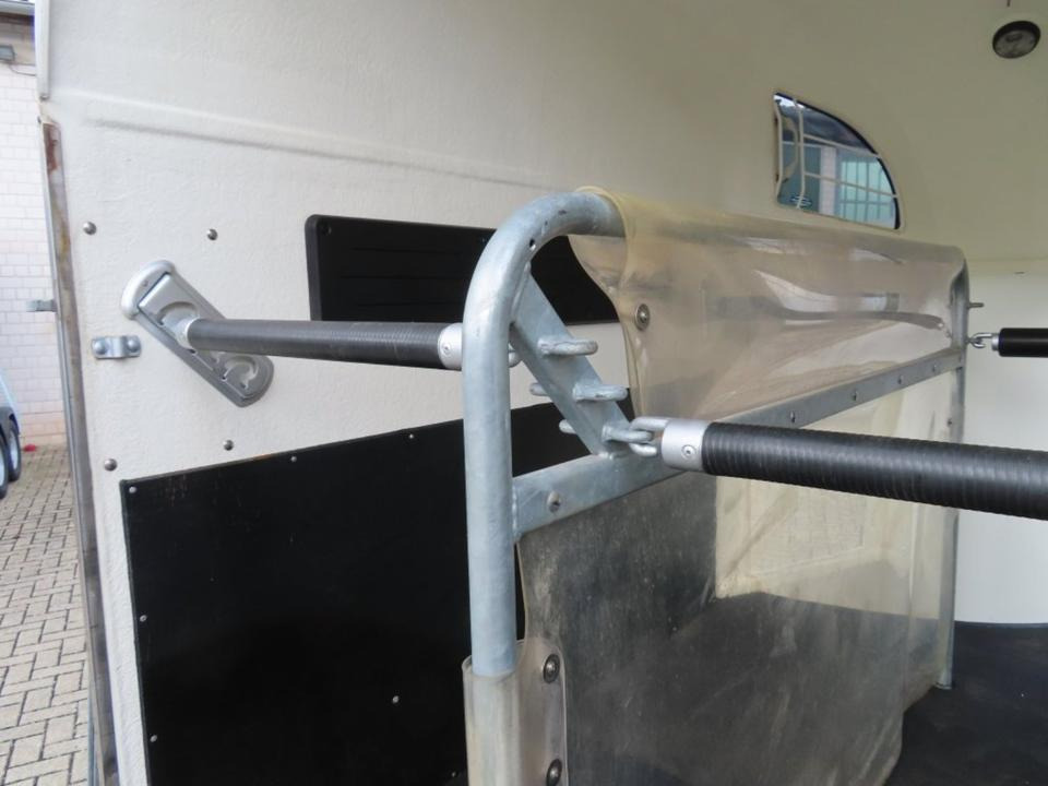 Böckmann Pferdeanhänger, Comfort, Alub. Sattelk. 100 km/h, top - Horse trailer: picture 4 Böckmann Pferdeanhänger, Comfort, Alub. Sattelk. 100 km/h, top - Horse trailer: picture 4