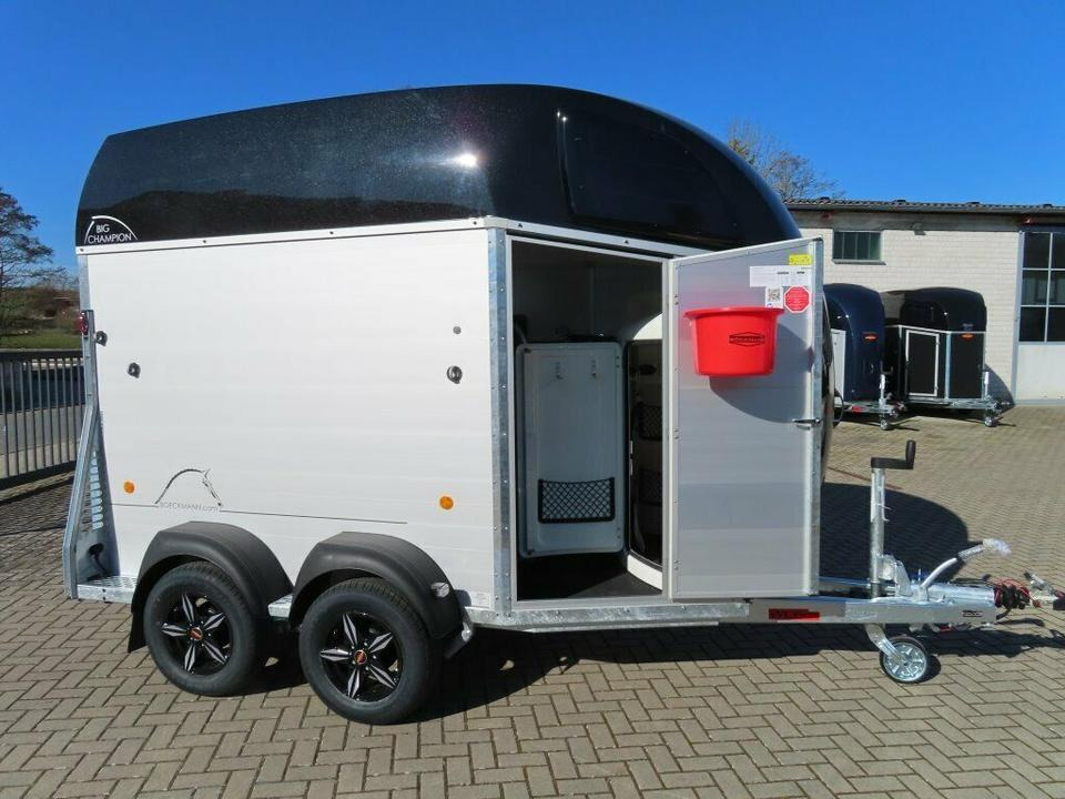 Böckmann, Pferdeanhänger, der neue Big Champion WCF 2025 - Horse trailer: picture 1 Böckmann, Pferdeanhänger, der neue Big Champion WCF 2025 - Horse trailer: picture 1