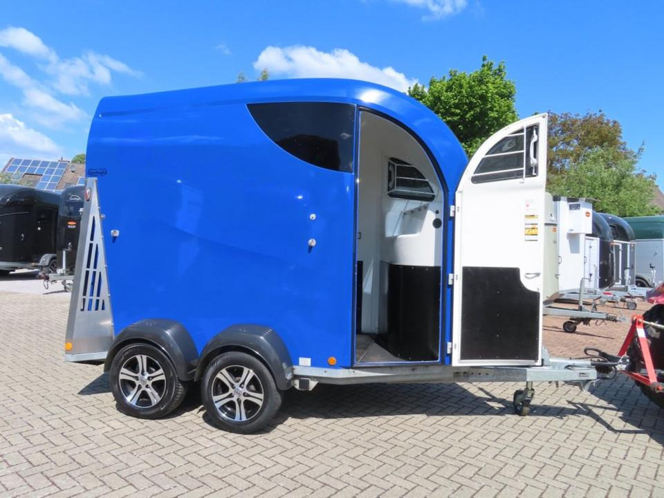 CARELINER, Pferdeanhänger, ALUB. Videokamera, Sattelk. 100k - Horse trailer: picture 1 CARELINER, Pferdeanhänger, ALUB. Videokamera, Sattelk. 100k - Horse trailer: picture 1