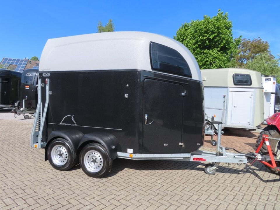 Pferdeanhänger Böckmann Comfort Aluboden Sattelkammer 100km/h - Horse trailer: picture 2 Pferdeanhänger Böckmann Comfort Aluboden Sattelkammer 100km/h - Horse trailer: picture 2