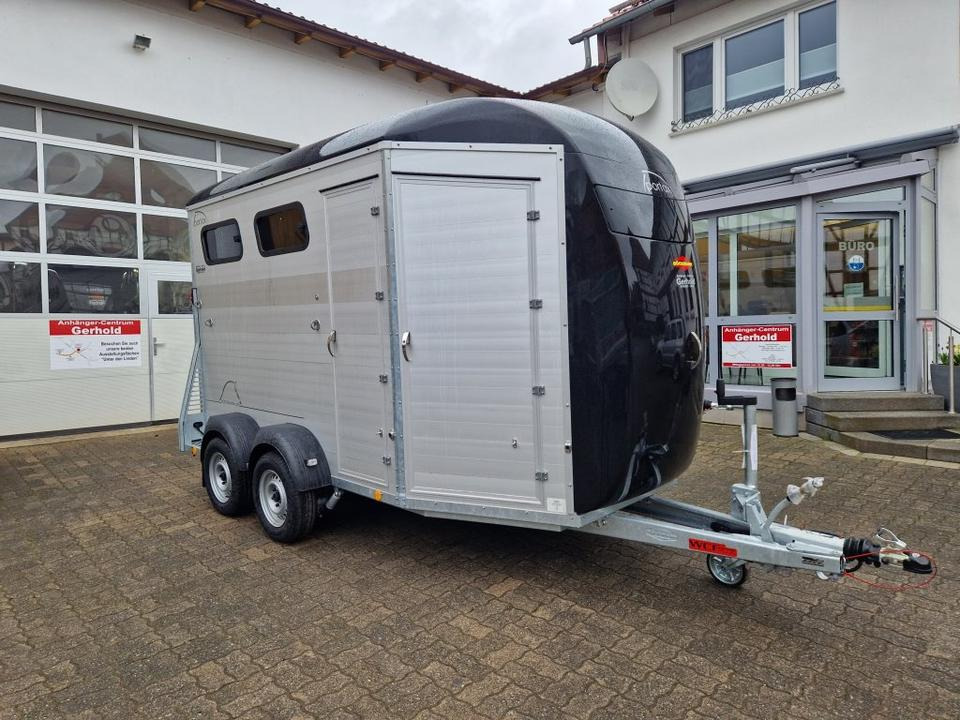 Pferdeanhänger Böckmann Portax L-SR 24 WCF 100km/h - Horse trailer: picture 1 Pferdeanhänger Böckmann Portax L-SR 24 WCF 100km/h - Horse trailer: picture 1