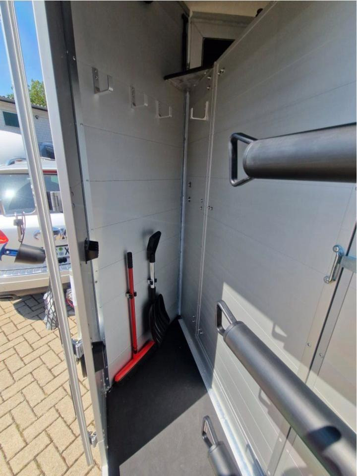 Pferdeanhänger Böckmann Traveller G3 - Horse trailer: picture 4 Pferdeanhänger Böckmann Traveller G3 - Horse trailer: picture 4