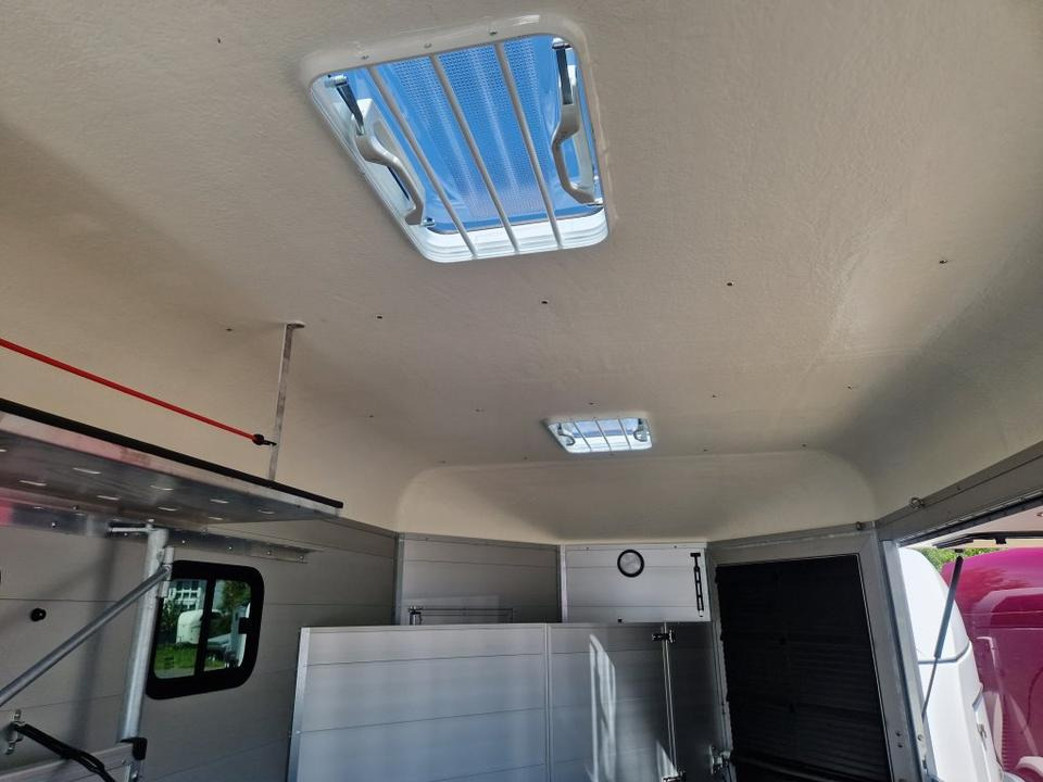 Horse trailer Pferdeanhänger Böckmann Traveller G3: picture 12