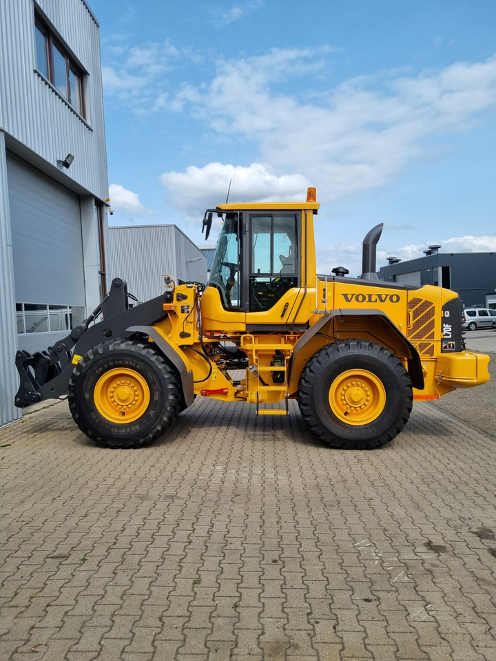 VOLVO L70F 2009 with new engine - Wheel loader: picture 4 VOLVO L70F 2009 with new engine - Wheel loader: picture 4