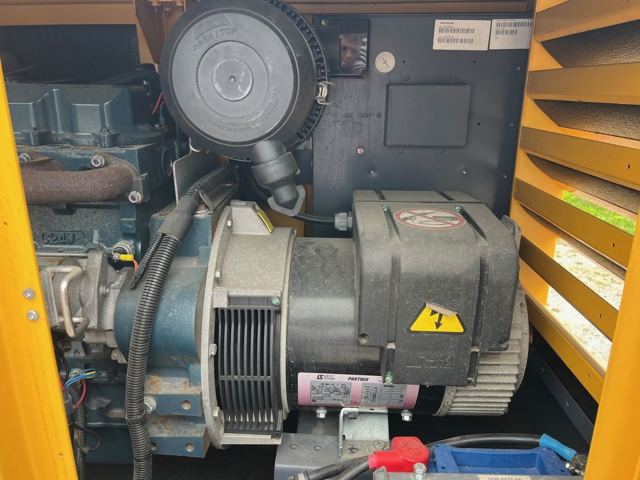 Car trailer IBERICA Atlas Copco Stromerzeuger QAS20 (20kVA/1: picture 12 Car trailer IBERICA Atlas Copco Stromerzeuger QAS20 (20kVA/1: picture 12