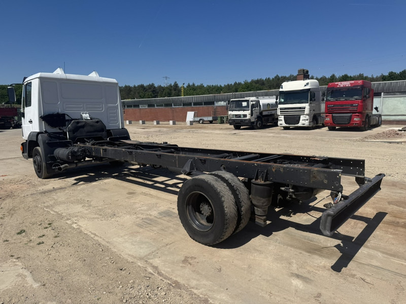 Cab chassis truck MAN 12.224 (MANUAL GEARBOX / EURO 2 / BELGIAN TRUCK IN GOOD CONDITION !!!): picture 8