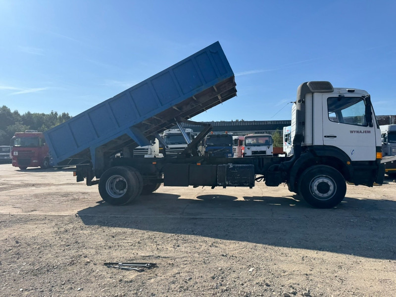 Mercedes-Benz Atego 1823 (STEEL SUSPENSION & MANUAL GEARBOX / SUSPENSION LAMES & BOITE MANUELLE / EURO 2) - Tipper: picture 4 Mercedes-Benz Atego 1823 (STEEL SUSPENSION & MANUAL GEARBOX / SUSPENSION LAMES & BOITE MANUELLE / EURO 2) - Tipper: picture 4