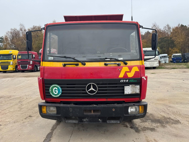 Mercedes-Benz SK 814 (FULL STEEL SUSPENSION / MANUAL GEARBOX / 3-SIDE TIPPER) - Tipper: picture 2 Mercedes-Benz SK 814 (FULL STEEL SUSPENSION / MANUAL GEARBOX / 3-SIDE TIPPER) - Tipper: picture 2